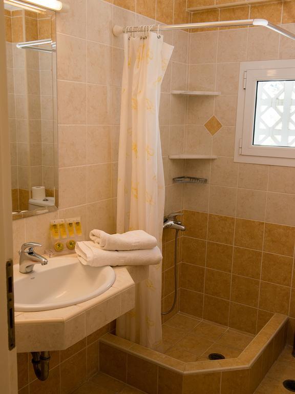 Aparthotel Porto Xronia à Khrónia Extérieur photo